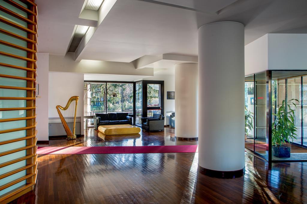 Residence Parco Salario Рим Екстериор снимка