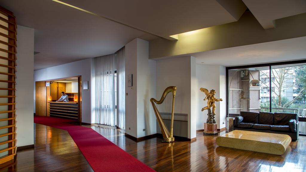 Residence Parco Salario Рим Екстериор снимка